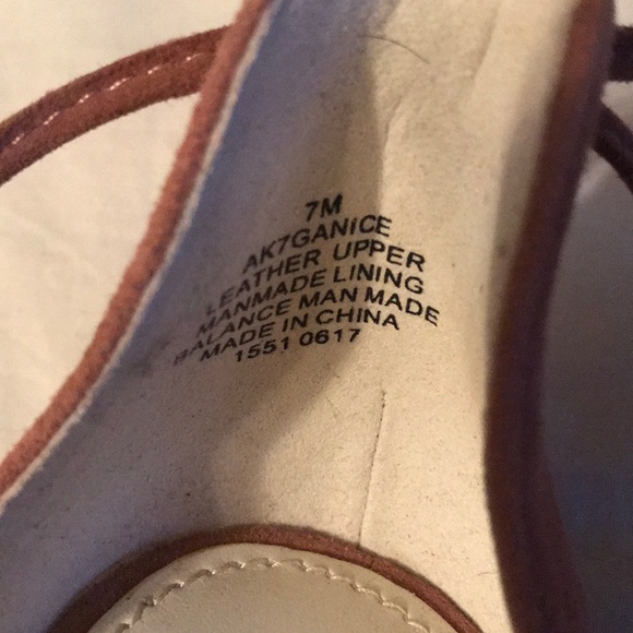 Anne Klein block heels - Picture 11 of 14